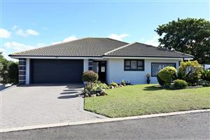5 Bedroom Home For Sale with Income in Reebok, Western Cape
