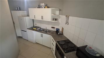 Modern Luxury Three Bedroom Apartment In Secure Coastal Complex.