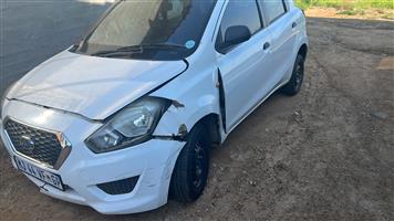 Datsun Go (Accident Damaged)