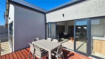  LUXURY NEW BUILD IN OUTENIQUASBOSCH WILDLIFE VILLAGE 