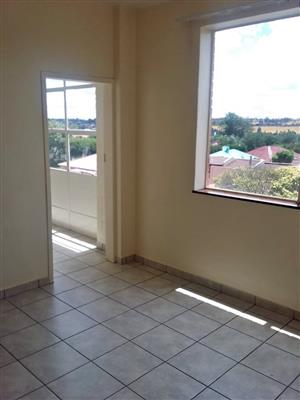 2 beds 1 bath Flat/apartment