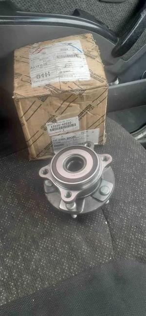 Toyota RAV4/Avensis Brand New Genuine Hub With Bearing
