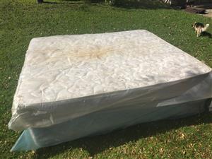 Queen size base set for sale