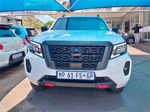 2023 NISSAN NAVARA 2.5 DCI PRO4 DOUBLE CAB 4X4 AUTOMATIC DIESEL WHITE COLOR PRICE 