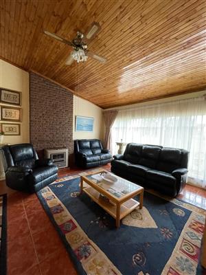 Beautiful Smallholding with Main House & Flatlet on 1.4118 Hectares