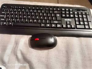 WEIBO Wireless Keyboard & Mouse Set (WB-900 )