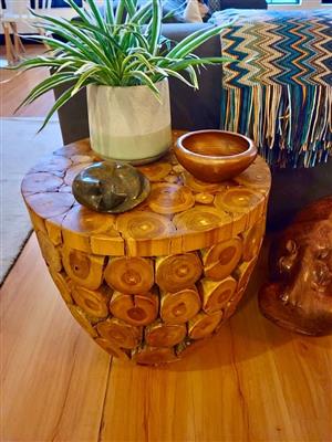 Log Side Table - Live Edge - Solid Wood