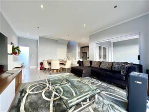 Apartment For Sale in Bryanston