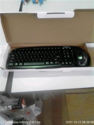 WIRELESS COMBO MOUSE AND KEYBOARD