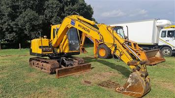 2012 Hyundai Robex 80-7 8 ton excavator