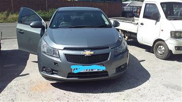 Chev cruze stripping for used spares for sale