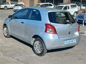 2007 Yaris Toyota 