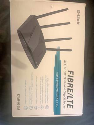 D-Link Fibre / LTE WiFi AC1200 Dual Band Router