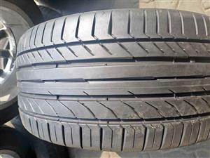Single 245/35/18 Continental runflat tyre like new