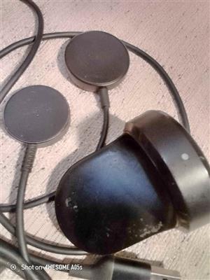 PRE-OWNED CORDLESS SAMSUNG SMART WATCH CHARGERS