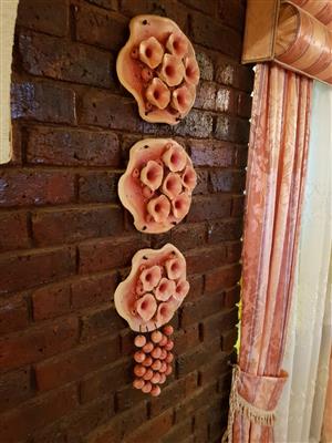 Wall pottery decoration 
