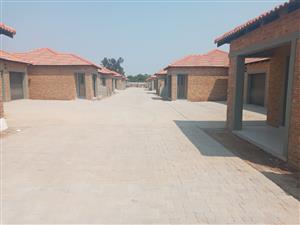 Townhouse Rental Monthly in Riversdale