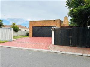 House For Sale in Parklands