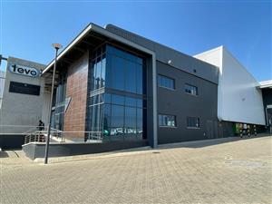 Brand New Distribution Centre / Factory / Warehouse To Let In Centurion with Main Road Exposure!!