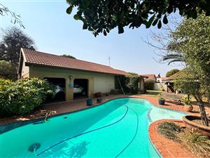 3 Bedroom House for Sale in Vanderbijlpark SE 6