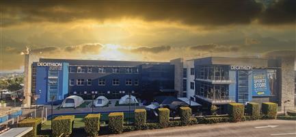 Space to let in Nicol way East