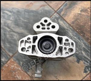 Jeep Cherokee Engine Mountings