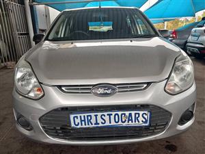 2016 model Ford Figo hatchback manual Transmission petrol 1.4 engine capacity mileage 89000km