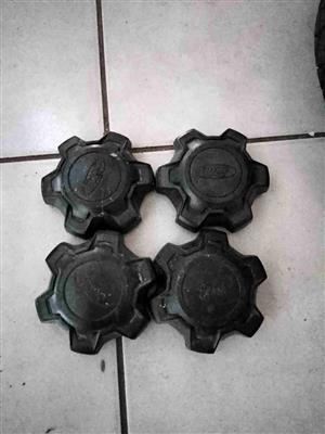 4 X original Ford Ranger centre caps for steel rims 