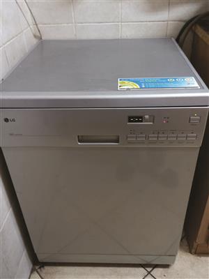 100% WORKING DISHWASHER