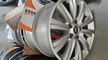 18inch VW Amarok original mag to use for spare 