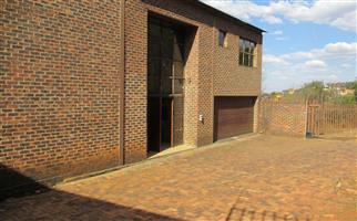 House For Sale in Glenvista