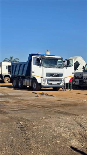 2012 Volvo FH 440 12-Cube Tipper Truck
