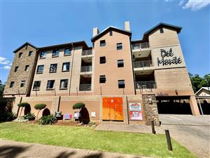 Modern 2-Bed, 2-Bath Apartment on the Bult