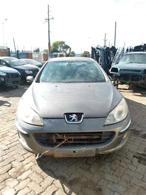 Peugeot 407 st 2.0 hdi 10DY engine Stripping for spares please contact us for more details