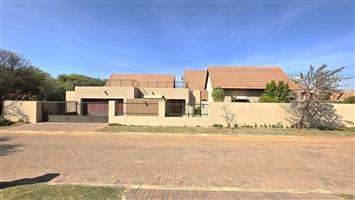 House For Sale in Leloko