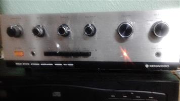 Vintage Kenwood Amplifier for the Audiophile Connoisseur