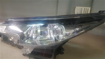 TOYOTA FORTUNER HEADLIGHT FOR SALE