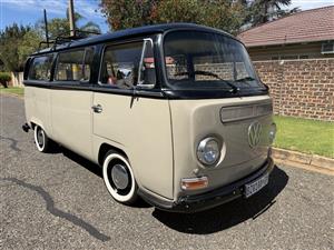 1969 Volkswagen Lowlight Deluxe Kombi