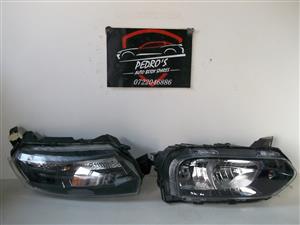 Renault Kwid (R) Headlight + DLR (SET)