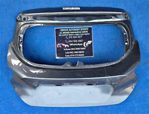 Nissan Micra Tailgate 2017 +