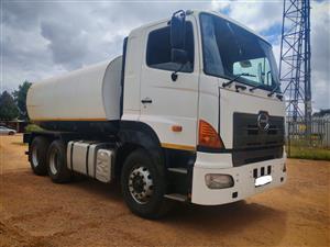 USED 2016 HINO 18 000LT WATERTANK TRUCK FOR SALE 
