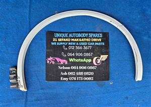 VW Touran 2018 + Right Front Fender Arch