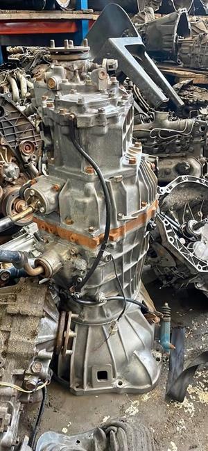 Toyota Landcruiser 1HZ 4x4 Gearbox