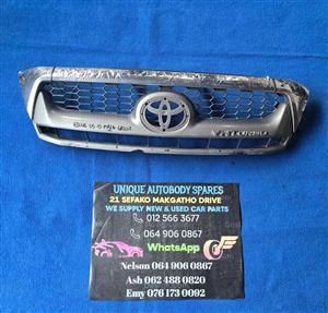 Front Main Grill for Toyota Hilux 
