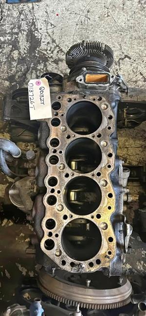 Nissan QD32T block and crank.