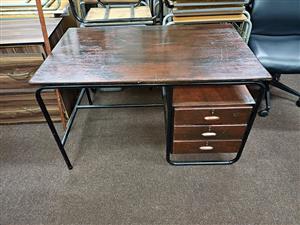 3 drawer study table