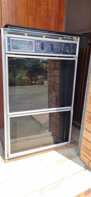 DEFY GEMINI DOUBLE OVENS WITH BOSCH AND DEFY HOBS