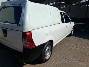 Nissan Np200 canopy. Very clean