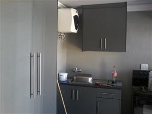 Bachelor  unit to rent in Soshanguve block XX (B1)