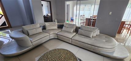 Arizona Leather Lounge suite